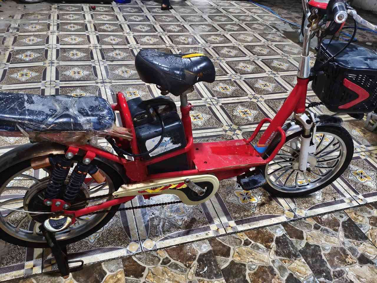 السلام عليكم موطور للبيع السعر 250 اوبي مجال


**إذا كنت صاحب هذا الإعلان وتريد حذفه لأي سبب، رجاءا أرسل رسالة إلى الدعم الفني**