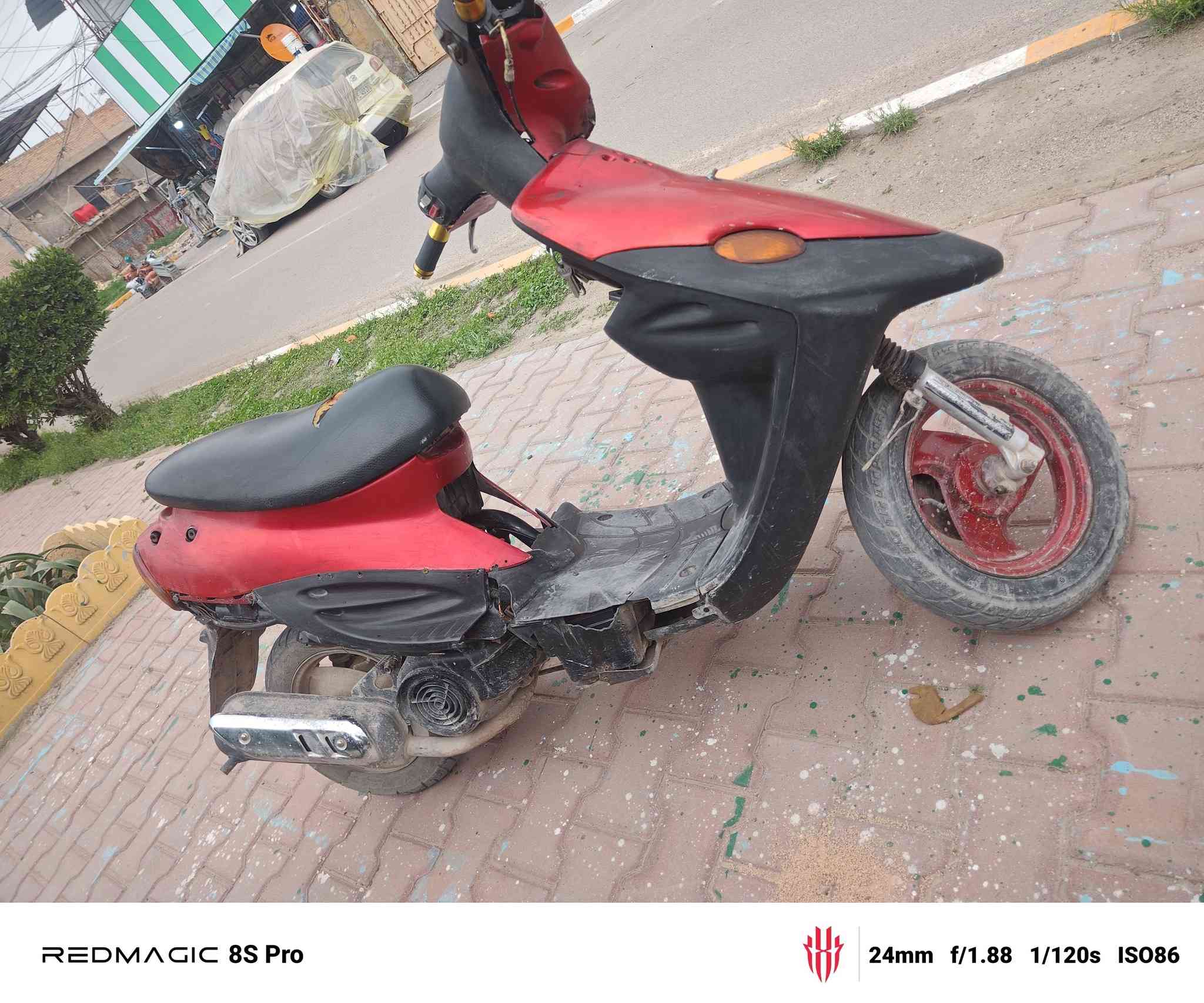 السلام عليكم
بيجي 9 زروف  ياباني كامله نقصها بس كفرات صفاح كهربائيات شغاله بس يرادلها ترتيب .
السعر 180 وبيها مجال للشراي مكاني المحموديه حي الموضفين .. متواجد ماسنجر ..


**إذا كنت صاحب هذا الإعلان وتريد حذفه لأي سبب، رجاءا أرسل رسالة إلى الدعم الفني**