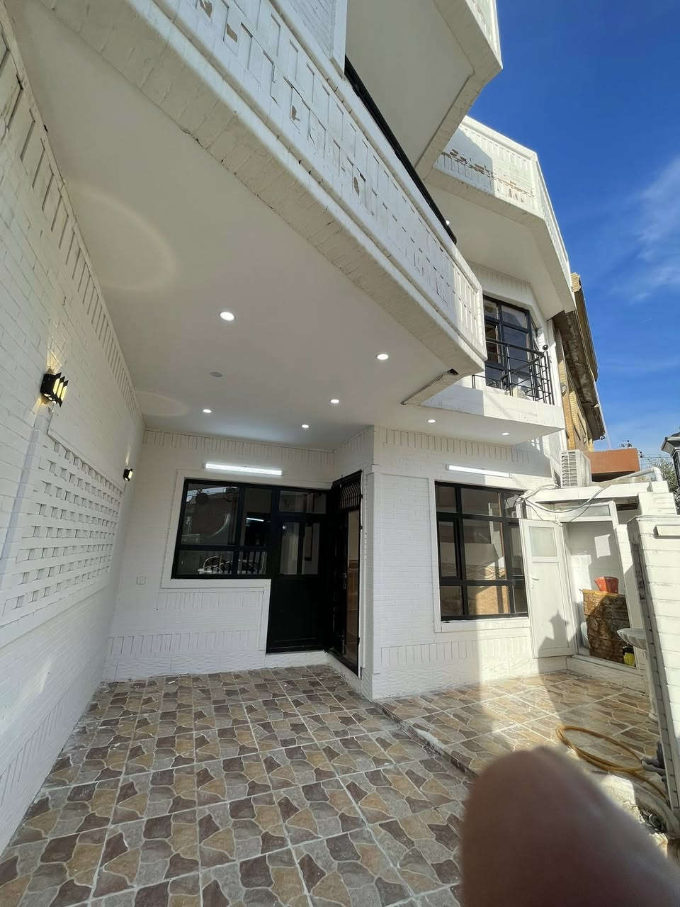 بيت للبيع في حي قه ره بوو 
مساحه 135متر مربع طابوو 
يتكون ٤غرفه نووم طابقين
,,,,,,,,,,,,,,,,,,,,,,,,,,,,,,,,,,

***********.watsap📲

***********.watsap📲
,,,,,,,,,,,,,,,,,,,,,,,,,,,,,,,,,,,,,,
#اربيل #سليمانيه #زاخؤ #بغدادالعراق #بسرا #بسرا #فلوجه #انبار #سامراء #جميع #عقارات #خليج دبي
