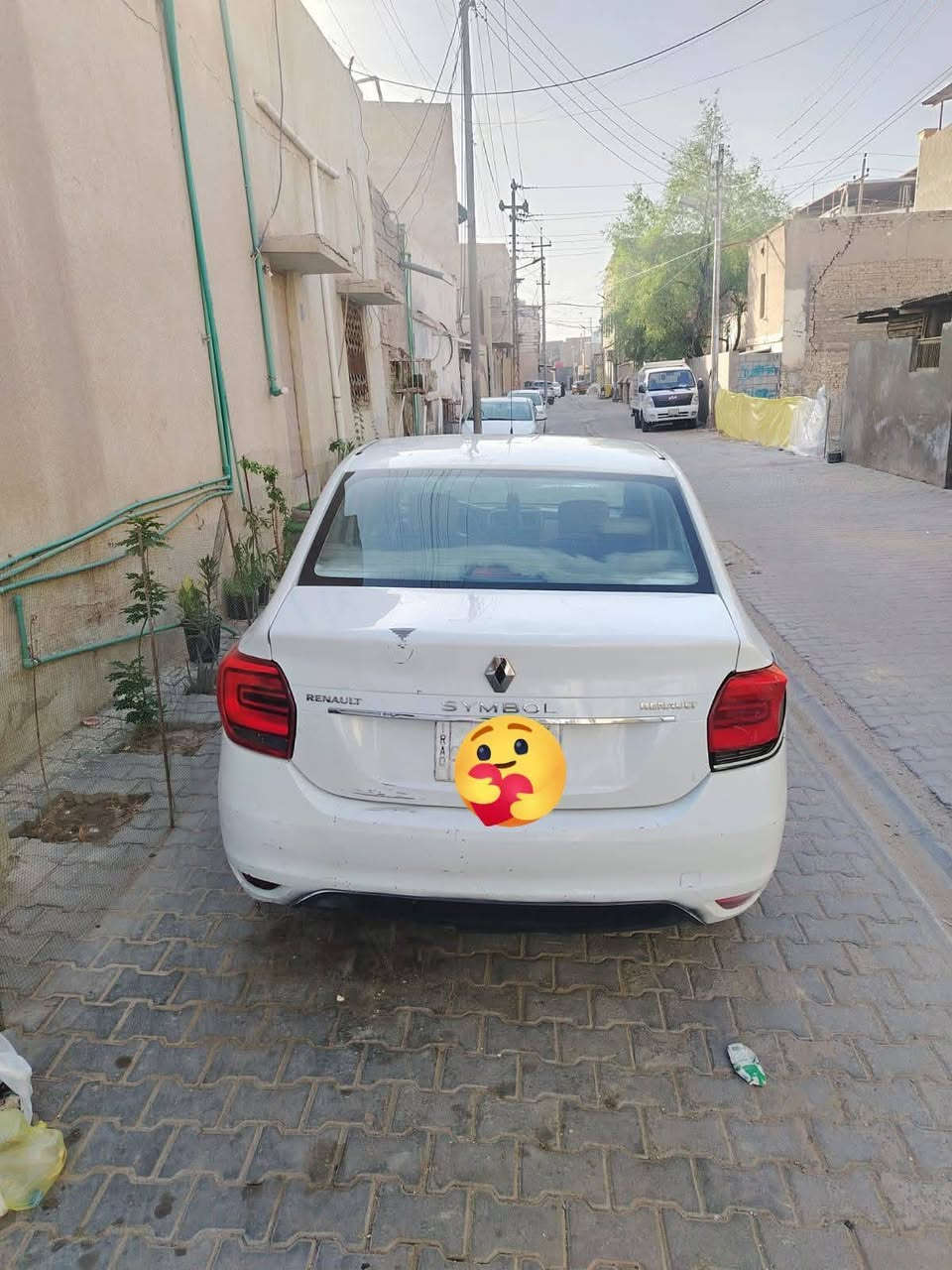 رينو سمبل ١٧ خليجي اصوليه بس بدون تحويل ابيعك ادوات كير محرك تبريد السياره جازه ماناقصه شي ٤٣ وبيه مجال قليل مكاني بصره ***********
