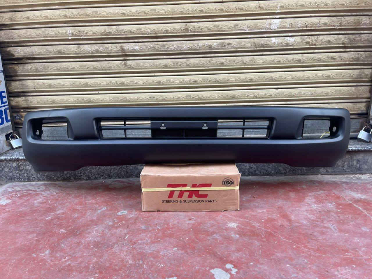 السلام عليكم
يتوفر لدينا الادوات الاحتياطيه لاندكروز
للاستفسار مراسلة الصفحه اوالاتصال 
على الرقم.   ***********
مركز الفردوس الفردوس
العنوان   بغداد شارع الضلال
الفرع اثاني السنك
يوجد توصيل  لجميع المحافظات
