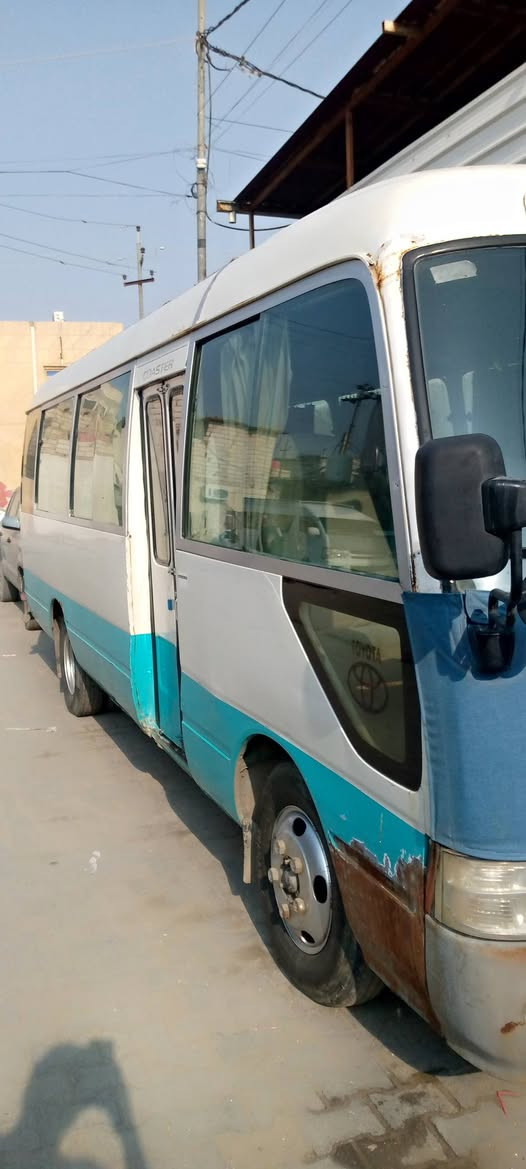 سلام عليكم كوستر 2004 مكينه جديده بيه صبغ بيه بعد الملاحظات 175 وبيه مجال ج***********
