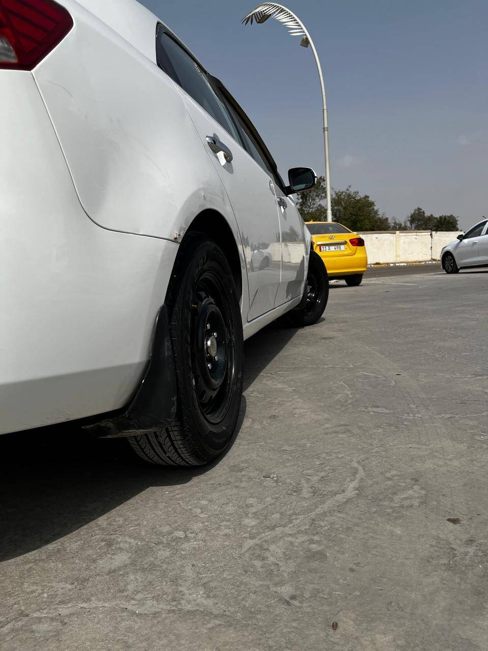 سلام عليكم
كيا سيراتو ٢٠١١ رقم بغداد بسمي تحويل مباشر 
سياره نضيفه وحلوه بيها رش بدون دواخل ابد 
وسونرها ويها 
مكاني بغداد 
كير مكينه كله نضيف 
السعر ٩٨$وبيها مجال حك الجيه 
رقم الموبايل ***********
