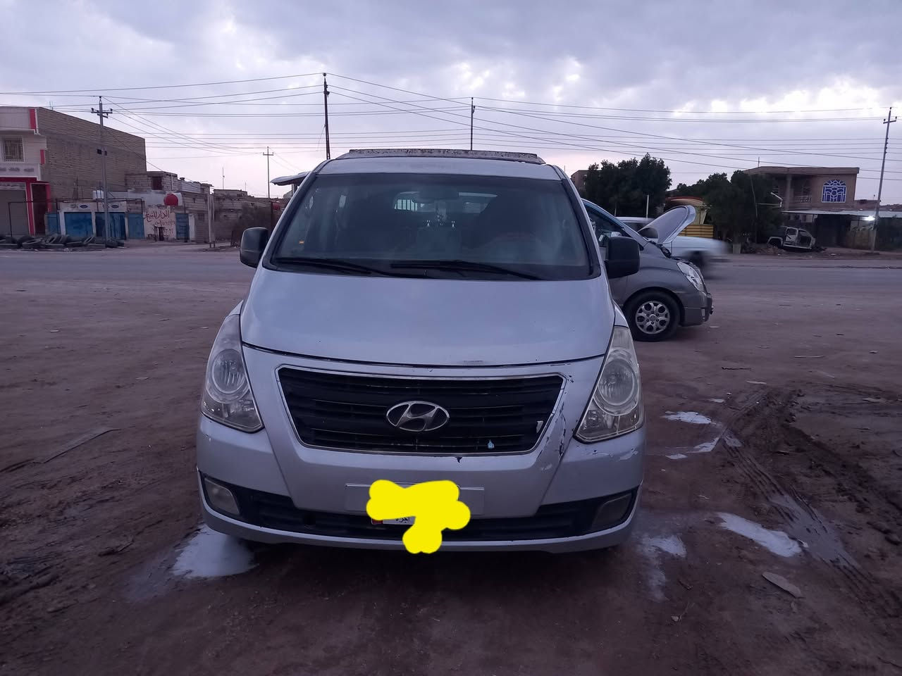 سلام عليكم 2010مسكر أصل كير عادي سياره جاهزه من كلشي طخم تاير حداديه تبريد منظومه جديده مكينه كير جدد شرط بيه رش جاملغ الخلفي فقط صبغ بدون ظربه سنويه 2027 شرط التحويل سعر 132وبيه مجال لستفسار *********** عنوان ناصريه سوك شيوخ
