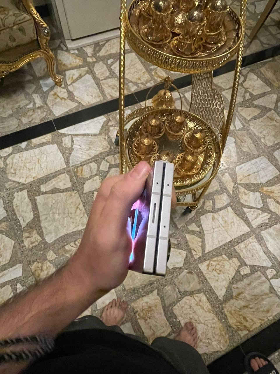 Z fold 6 256gb
السلام عليكم
سامسونج زد فولد 6 بي نقطة بالشاشة وضحتها الكم بالصور 
باقي الجهاز ما بيه اي شي 
ملحقات كارتونة وشاحنة من زندور اصلية 
السعر 750 الف وبي مجال قليل
مكاني بغداد حي الجامعة
***********
