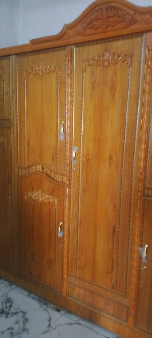 سلام عليكم غرفه للبيع السعر 600وبيه مجال  كنتور ابو 5 بيبان 778 334 8634


**إذا كنت صاحب هذا الإعلان وتريد حذفه لأي سبب، رجاءا أرسل رسالة إلى الدعم الفني**