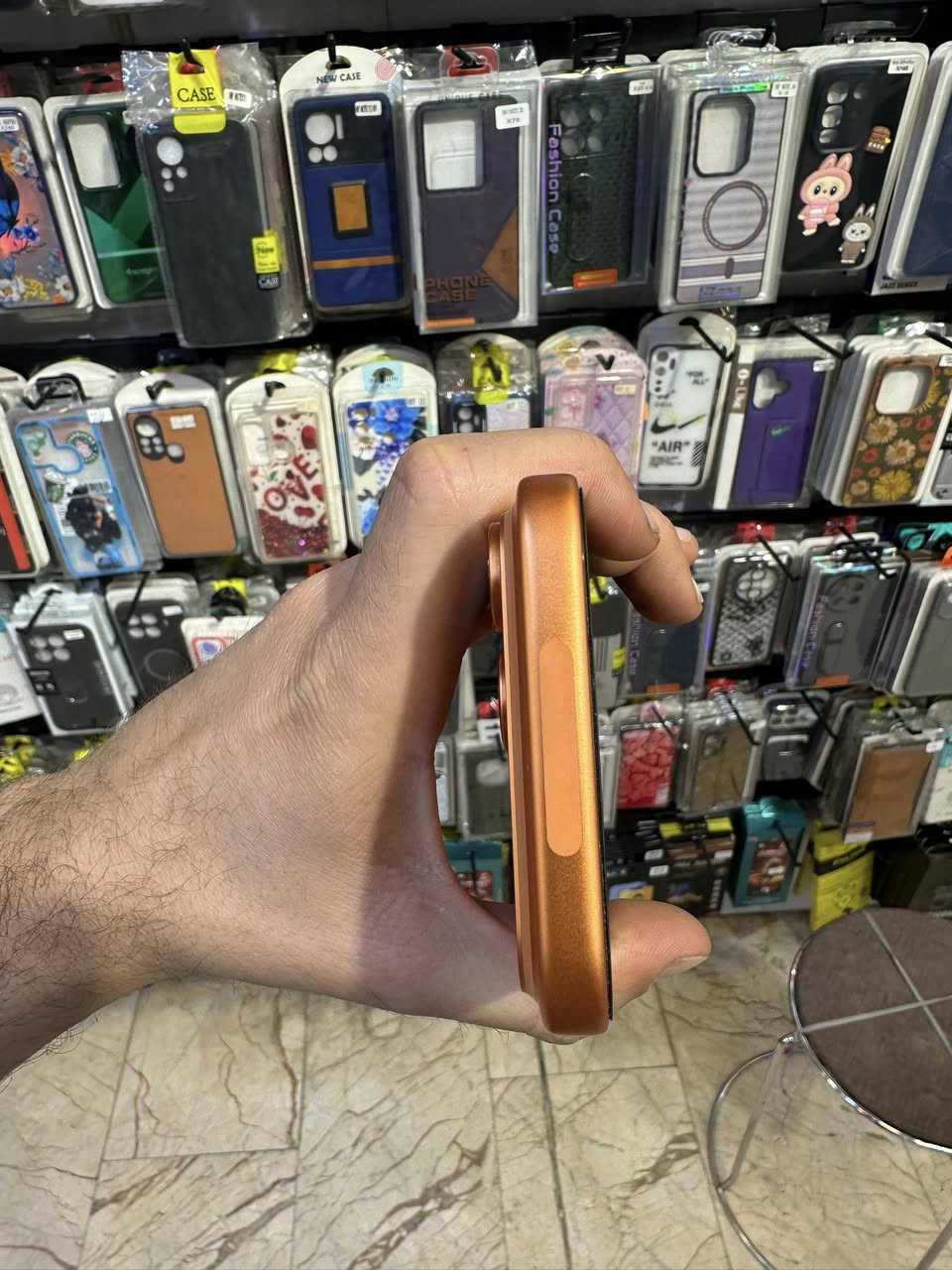 السلام عليكم
Iphone 17 pro max 256GB esim
نظافة ‎%‎
بطارية 100 مشحون 40 مرة
مستعمل شهر ونص
باكيت وكيبل أصلي
مكفول من التصليح ومن أي خلل
السعر مليون و800 قفل
مكاني بغداد العامرية
***********
لا يوجد توصيل
