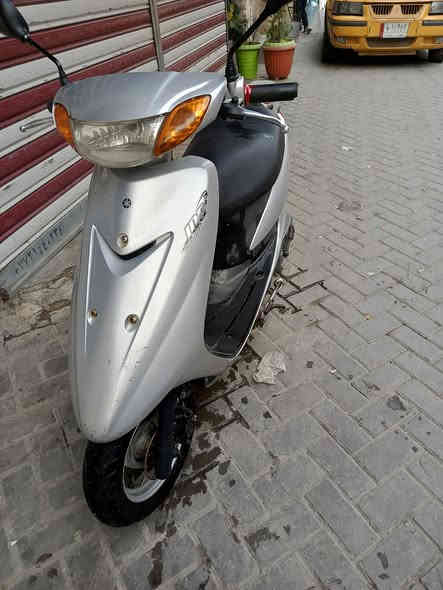 سلام عليكم دراجه عصفوري للبيع مكفوله كفاله عامه وبيه بصمه تقفل الدراجه مكينه ناعمه الستفسار  ***********
