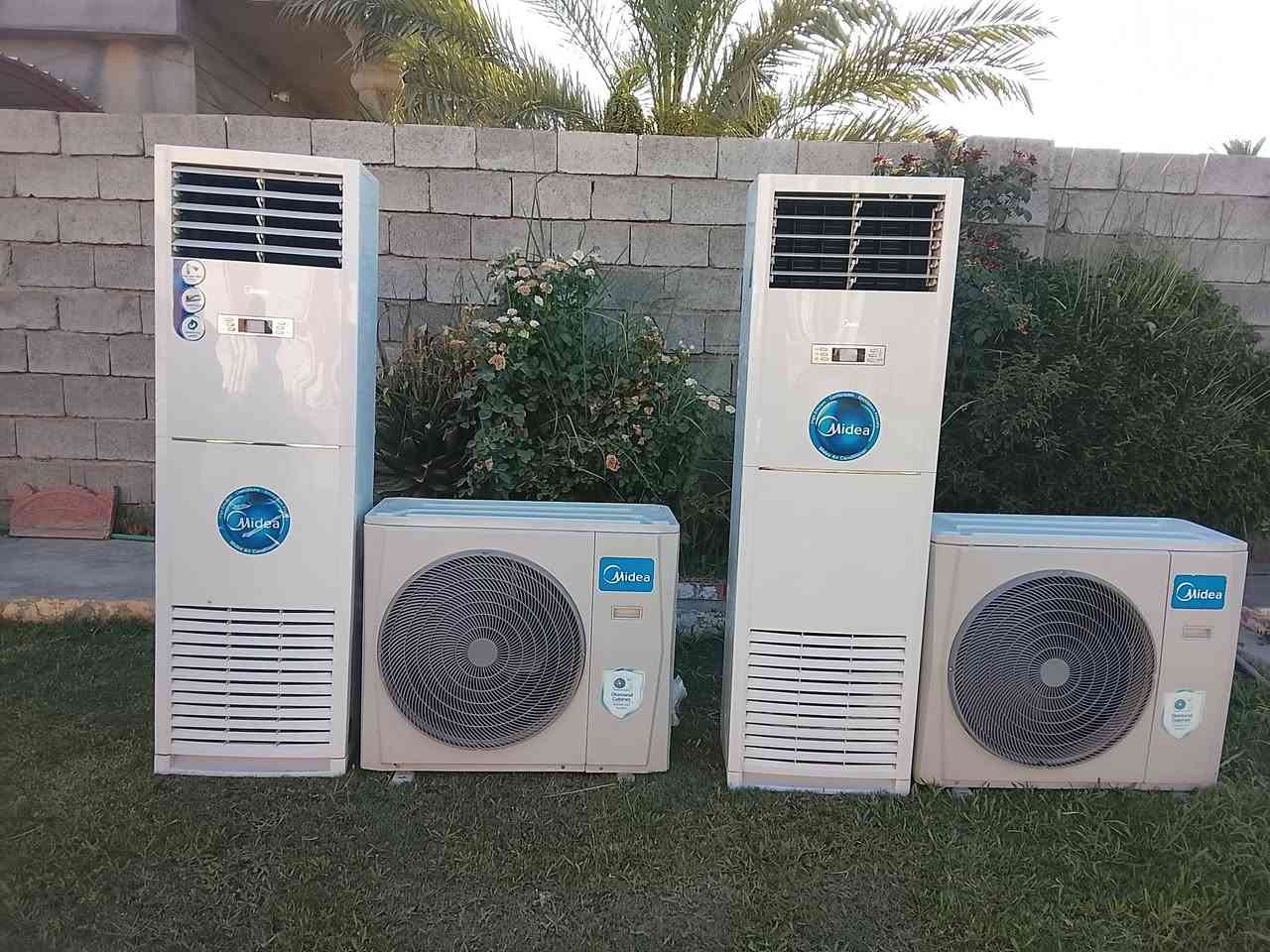 غراض مستخدمة شي قليل والسعر مناسب والمكان حي القادسيه قرب جامع الشهيد والاستفسار عن الرقم ***********////***********
