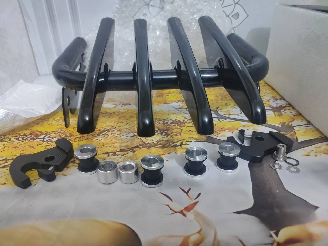 نباعت قطعه رف أمتعة (سوبايه) للدراجات النارية من طراز Harley-Davidson:
تصميم منخفض ومستقيم.

متوفر باللون الأسود اللامع.

مصنوع من الفولاذ السبائكي.

قابل للتركيب أو الإزالة بسهولة في ثوانٍ سعر 35


**إذا كنت صاحب هذا الإعلان وتريد حذفه لأي سبب، رجاءا أرسل رسالة إلى الدعم الفني**