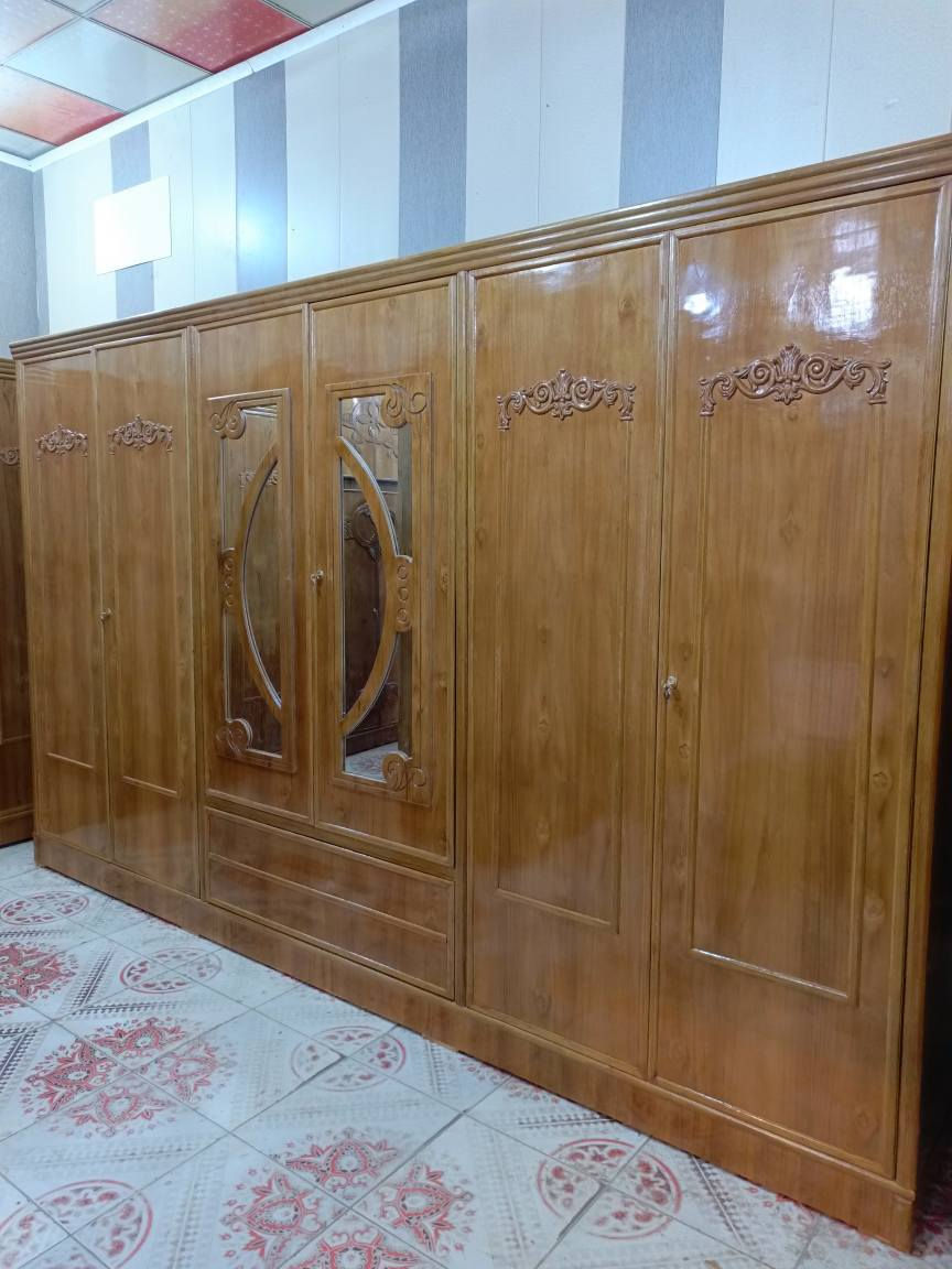 سلام عليكم كنتور ابو سته تزكام توب داخل وخارج صاج جديد ما مستخدم العنوان ميسان حي العامل قرب صيدليه ومجمع الشاكرين رقم الهاتف ***********ابي واتساب يوجد انواع الكناتير عمارة, ميسان
