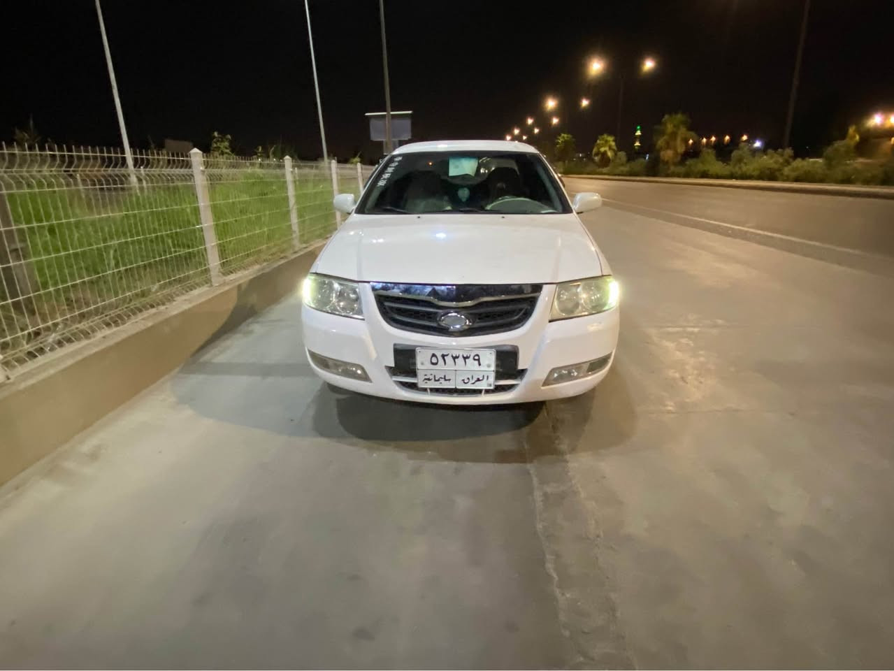 بەناوی خوای گەورە ماشاآللە ئەم سەیارە جوانەمان هەیە بۆ فرۆشتن سپی بەفری  ئۆتۆماتیکە  گێرو مەکینە و تەبریت  هەموو گیانی مەزبوتە   مەکینە بەشەرت نەکراتەوە رۆنی مەکینە تازەیە و هەمووی گیانی جایزە کامل پێش و دواوە داگیراوە  تەقە و رەقە نیە   چوارجام کارەبایە و شاشە ئایپاد کامێرایە ناو رەساسیە و  کەلە و عەینەک  و  دوگمەی بەفری ئیش ئەکا چوار تایەی تازەیە  ٢٥٠ مەسرەفی نیە    سەیارەکە مالە هی مەعرەز شت نیە 

سێ پارچەی بۆیاخە و هەندێک گۆراو بە بیلاد و ناوی نەگرتوە
سعری ٨٠ گەڵا معامەلە    بۆ زانیاری زیاتر پەیوەندی بەم ژمارەوە  بکە *********** السليمانية, العراق
