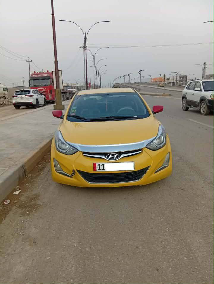 السلام عليكم 
للبيع النترا مضلع 2015 وارد امريكي ضررها جاملغ امامي فقط 
كير ومحرك وصدر كله جديد بشرط.   
محرك 1800دوش ال مرغوب
رقم بغداد دولي . هزه وسنويه جديد. شرط التحويل 
السيارة مصفره هيئه وغرامات. وخط وبحث جديد.

تبريد ثلج. تدفئه شغاله 
تخم تاير جواها شرط جديد 
شاشه كبيره. كامره خلفيه 
تحكم استيرن جهتين
حساسات خلفيه  
مواصفات السياره نص فول 
مكاني ديالى الخالص 
***********
***********
