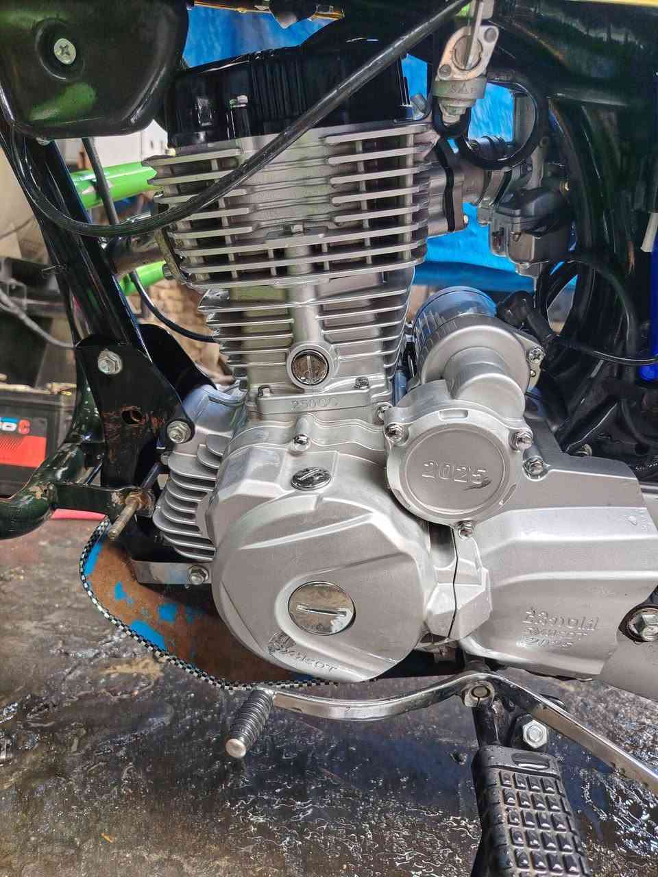 نامه برو محرك 250cc دراجه بعدهي جديده سبانه ما ممدوده عليهه لشراي يتصل *********** سعر مناسبب
