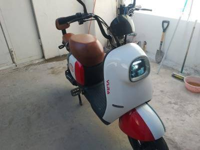 سلام عليكم شلونكم اخوتي هاي الدراجه للبيع  شركتهه اسمهه vlra
الله شاهد دراجه كلش نضيفه تجي وشوف بعينك سعره (350) وبيه مجال مكاني جسر اديالى الجديد هاذه رقمي بيه واتساب ***********
