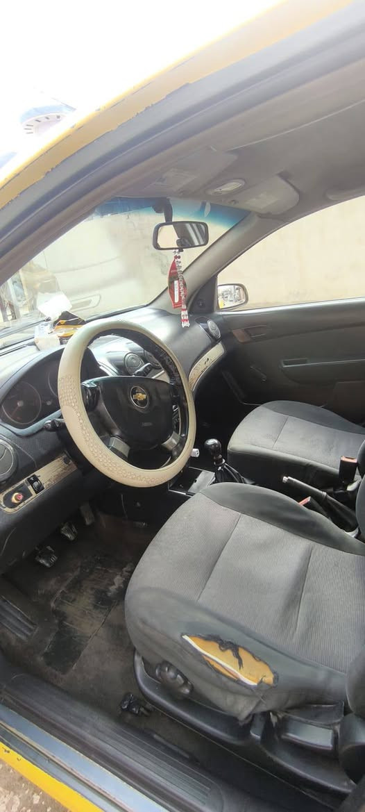 السلام عليكم سيارة افيو للبيع بسعر مناسب رقم صلاح الدين دولي اجنبي شرط التحويل سنوية وهزة جديدة هيئه وغرامات صفر محرك وكير اكسنت شرط المكان الموصل حي الوليد السعر 48 ورقة 
***********
