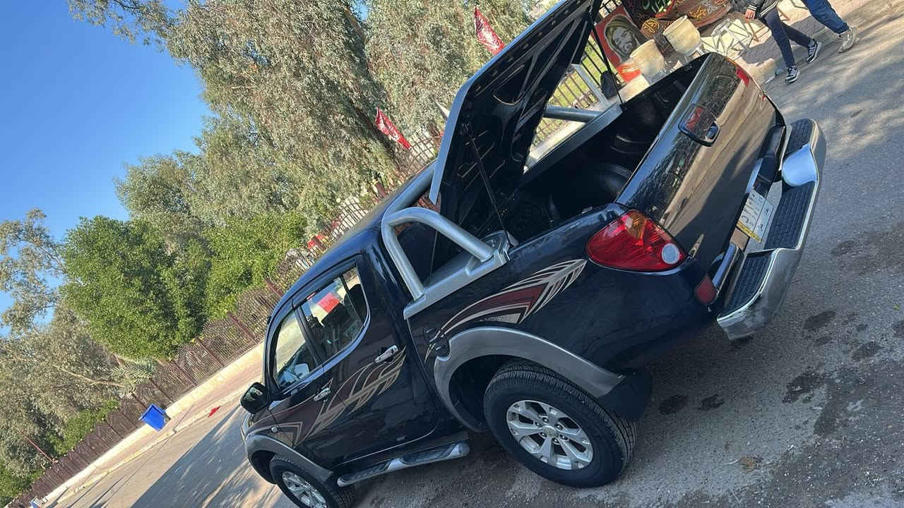 بيكب مسيوبيش   دبل اوتماتيك  مديل 15 ال 200 سيارة بعدها على ابلاد السعر155 الف$  مكان بغداد هاتف صاحب العلاقه ***********
