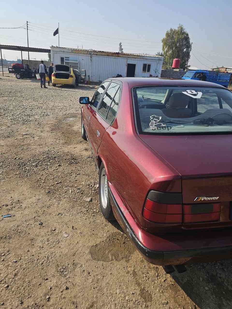 Bmw 525
موديل ٩١
سياره مال جناي 
منضومه تبريد جديده 
كير اوتو 
مسكر عدله 
منظومه لايت زنون 
قفل سنتر لوك 
سنويه لل ٢٧
تخم تاير جديد 
حداديه جديده
السعر ٦٨ $
***********
***********
العنوان بابل الشوملي
