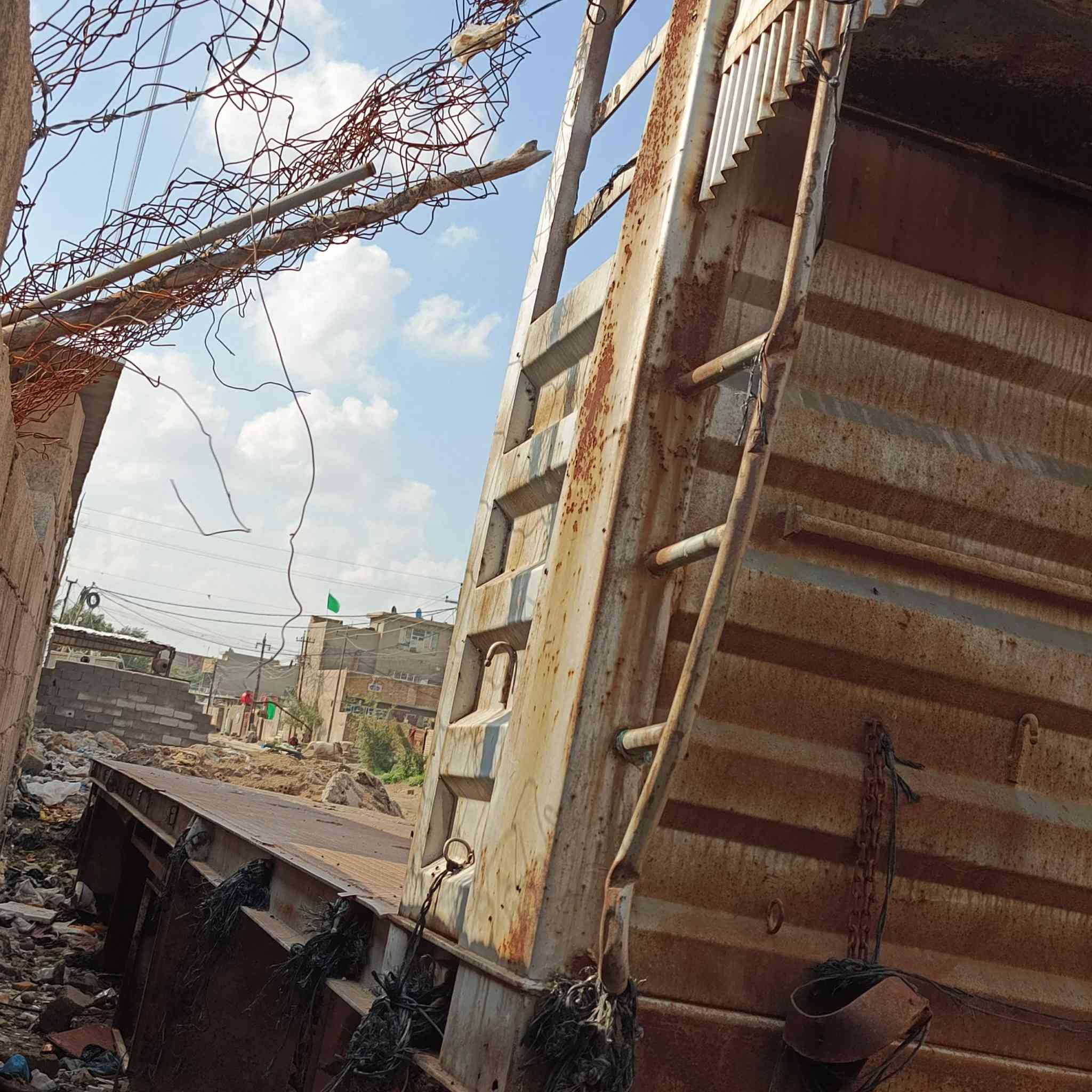 السلام عليكم عربانه للبيع جديده حداديه شاصي ١٦ طوله ١٢ونص مكاني بغداد
رقم‏‪***********‬‏
