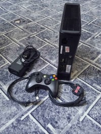 اخوان XBOX360كولل العاب مهكر فول سعر 100شراي هاي رقم 07726483090