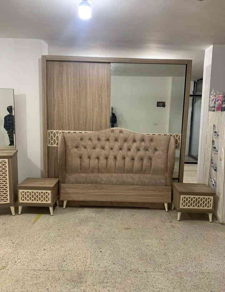 السلام عليكم ورحمة الله وبركاته
معرض ونجارة المهندس للاثاث والديكور المنزلي تصمين غرف نوم ومطابخ وديكورات حسب الطلب
العمل حسب طلب الزبون يشمل النقل والشد الى المنزل التعامل بالجمله والمفرد وبالنقد والاقساط
 العنوان صلاح الدين قضاء العلم شارع الاطباء
التواصل عالخاص والواتساب ***********
او اتصال عالرقم ***********
