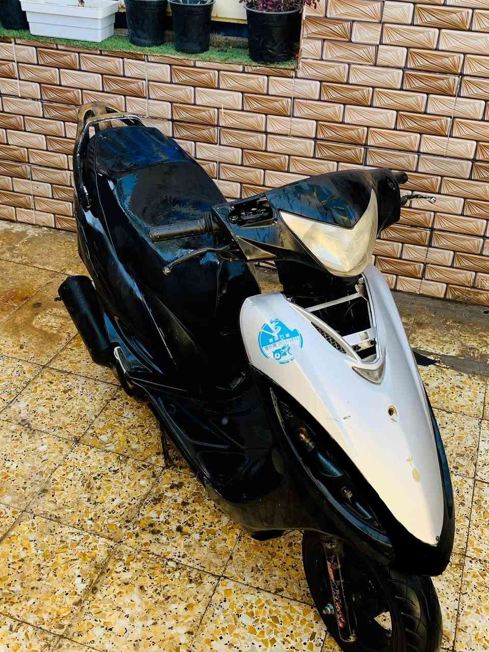 الــســلام عــلــيــكــم
كامكو G4

دراجه حلوه ونصبتها حلوه

لدراجه نكره سلف كلشي شغال بيها

المكينه مفتوحه مره وحده بس 

للبيع  

لسعر 300 وبيها مجال بسيط 

مكاني نجف حي لجمعيه 

***********
