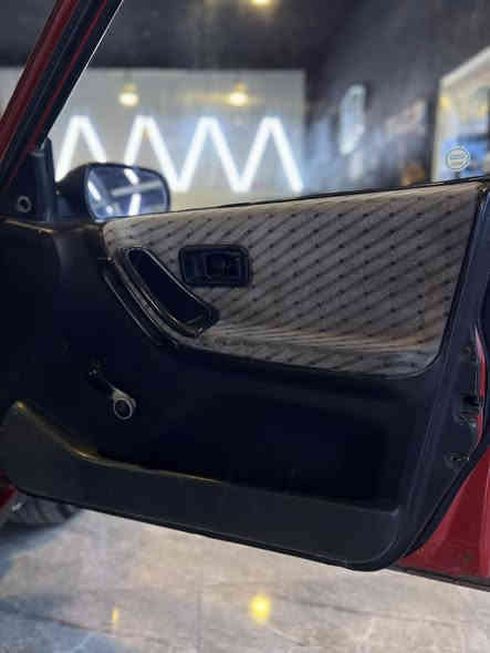 35 ورقة وبيها مجال قليل
﷽

السلام عليكم 

للبيع او مراوس حسب لقناعه 

نيسان صني 1991 

مصبوغة حزام بدون سقف جمالية بلا طخه بلا ضرر 

كير عادي محرك اثر نفخ شي قليل 

داخلها جديد ونضيف 

طخم ويل كب اصلي + طخم تاير جديد

وايمرمنية وكيجات كلو شغال 

طخم امامي وخلفي نضيف 

كابون بانزين بيهاا 

مكاني موصل جانب الايسر

***********
واتساب موجود

ماسنجر خاص مغلق
