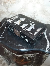 مقتنايات • زمن الجميل • تحف قديمة