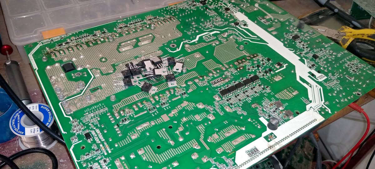 ⚡🔥 هل توقف الانفيرتر عن العمل؟ ضعف شحن؟ فصل مفاجئ؟
لا تقلق… الحل عندنا 🔧☀️

تعلن شركة شمس الشرقاط للطاقة الشمسية – فرع اجحلة
عن توفر صيانة احترافية لجميع أنواع انفيرترات الطاقة الشمسية وبأحدث أجهزة الفحص والتشخيص.

✅ صيانة الانفيرترات المحترقة والمتوقفة
✅ تصليح أعطال الشحن وعدم خروج الكهرباء
✅ تبديل الموسفتات والقطع الإلكترونية التالفة
✅ معالجة مشاكل ارتفاع الحرارة والفصل المفاجئ
✅ برمجة وضبط إعدادات الانفيرتر بالكامل
✅ فحص البطاريات والألواح والطاقة الداخلة والخارجة
✅ صيانة سريعة ودقة بالعمل وضمان على التصليح

⚙️ صيانة جميع الماركات: Felicity ⚡ Deye ⚡ MUST ⚡ Voltronic ⚡ SMA وغيرها

👨‍🔧 خبرة وكفاءة في مجال الطاقة الشمسية
💯 أسعار مناسبة وخدمة موثوقة

📍 شركة شمس الشرقاط للطاقة الشمسية – فرع اجحلة

📞 للحجز والاستفسار راسل الصفحة أو اتصل بنا مباشرة
على الرقم التالي ***********

 بإدارة المهندس ضياء ابراهيم عبدالله 

🌞 لأن منظومتك تستحق أفضل أداء… نحن هنا لخدمتك.
