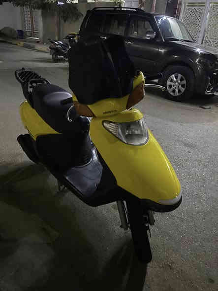 للبيع الدرجاجه سبيسي  ياباني  المكان كوت تخبل المكينه ناعمه كلش شغاله السعر 650رقم ا 
 ***********
