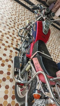 دراجه جوندا موديل 21 رقم وسنويه الدراجه مقفوله برغمه مفتوح بيها الشراي...