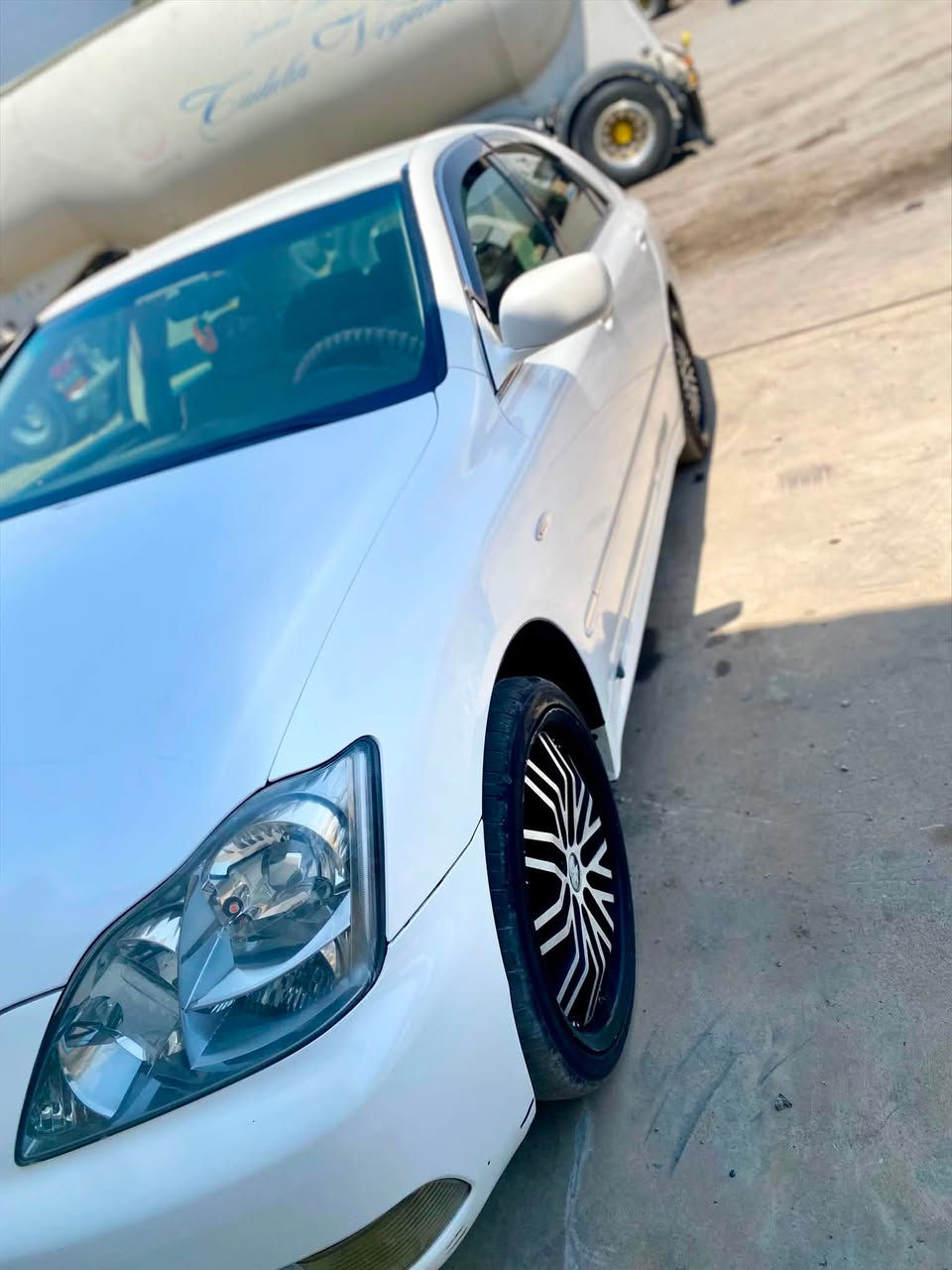 شـاینـە بـڕاوە 
سـپـۆرت  ٢٠٠٤
٣دووگمـەی ناووڕەســاسی
180بچوک بەبچوک  
کــۆدیی هەیە 
  گێــڕو مەکینــەو کارەبـای بەشــەرت 
 بــرێکی بەستــراوە 
 ٤تـایـەوو ویلــی لـۆک 
هــەیــکەلی زۆر جــوان 
شـوێـن نزیـک سـلێمــانی 
***********
WhatsApp Vibar
