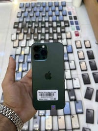 ايفون 13برو ماكس ذاكره512 بطاريه82 يعني جديد نضافه ميه بل ميه وتر بروف...