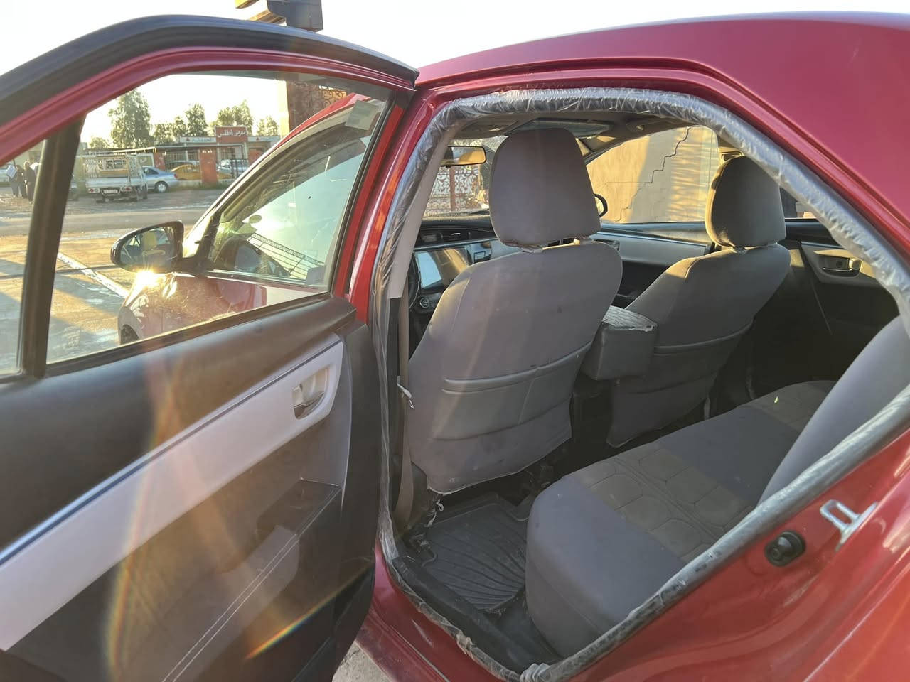 سلام عليكم 
كورلا للبيع
موديل 2016
كير ومحرك شرط 
تواير وصدر جدد
السعر 110 وبيها مجال للطيبين 
الرقم ***********
