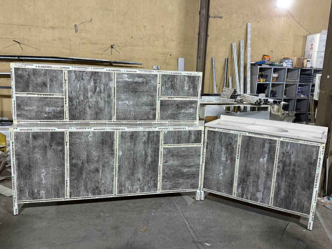 المنيوم فصال وليس السوكي ❌
القياس مترين ارضي وملحق ومتر وعشرين سنك مرمر


**إذا كنت صاحب هذا الإعلان وتريد حذفه لأي سبب، رجاءا أرسل رسالة إلى الدعم الفني**