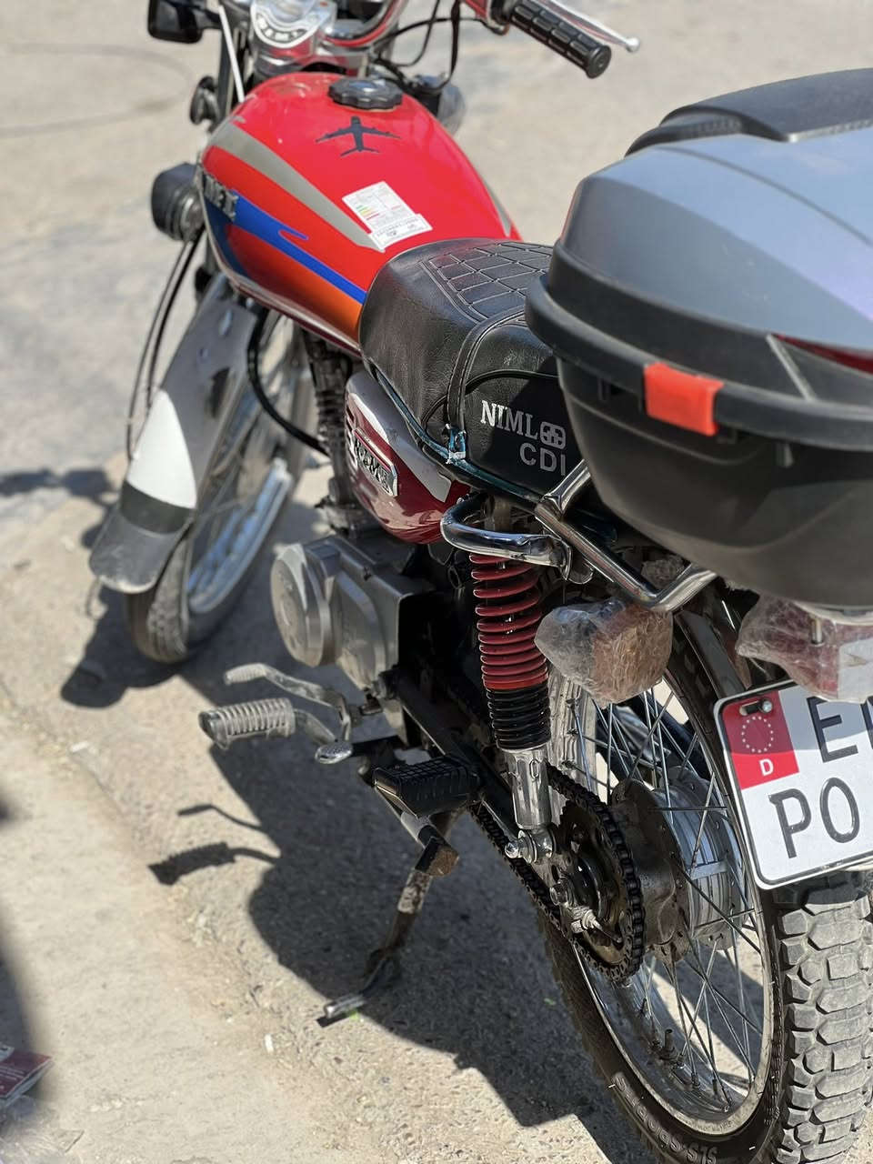 سلام عليكم نامه أربعه كير دراجة خير من الله كامله مكمله وصينيت الزنجيل موجوده دراجة ماعازهة برغي شوفت عينك أوراق كامله مكمله مكينه مامفتوحة عنواني بغداد شهداء البياع  هـ***********بي واتساب
