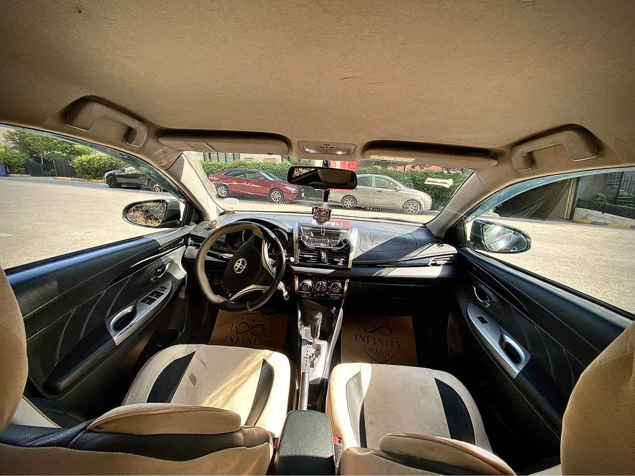 تۆیۆتا یارس ٢٠١٤ سپۆڕت ڕەشی قەتران 
مەکینە گەورە مەرخوب 
پێنج ویلکەپە 
ئاوێنە کارەبای 
ماوای ڕۆشتن ١٠٨٠٠٠
بێ بۆیاخ ✅
١١٧$ گەڵاو مەجالێکی کەم 
*********** السليمانية, العراق
