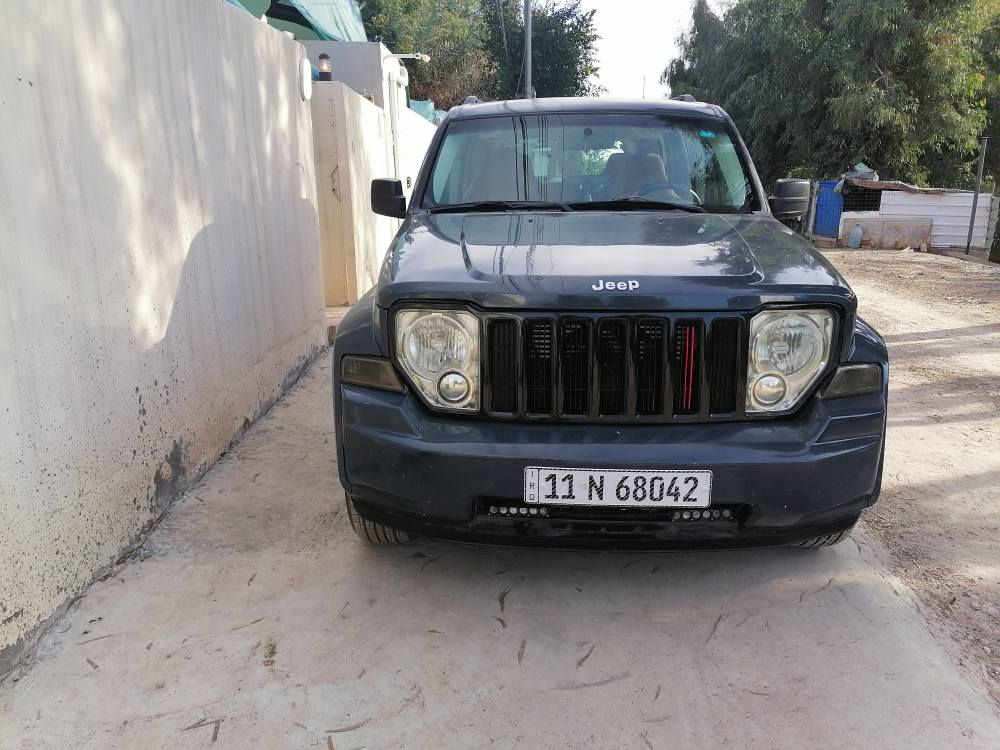 جيب ليبرتي ٢٠٠٨ رقم بغداد باسمي هزه جديده رقم انكليزي تخم تاير جديد صدر جديد هزه جديده باتري جديد مصبوغه جماليه دواخل جديد شاشه كامره منضومت زنون شمسي الاصلي سياره جاهزه من كلشي سعرها ٩٥ وبيها مجال عنوان ديالى خانقين *********** خناقين, ديالى
