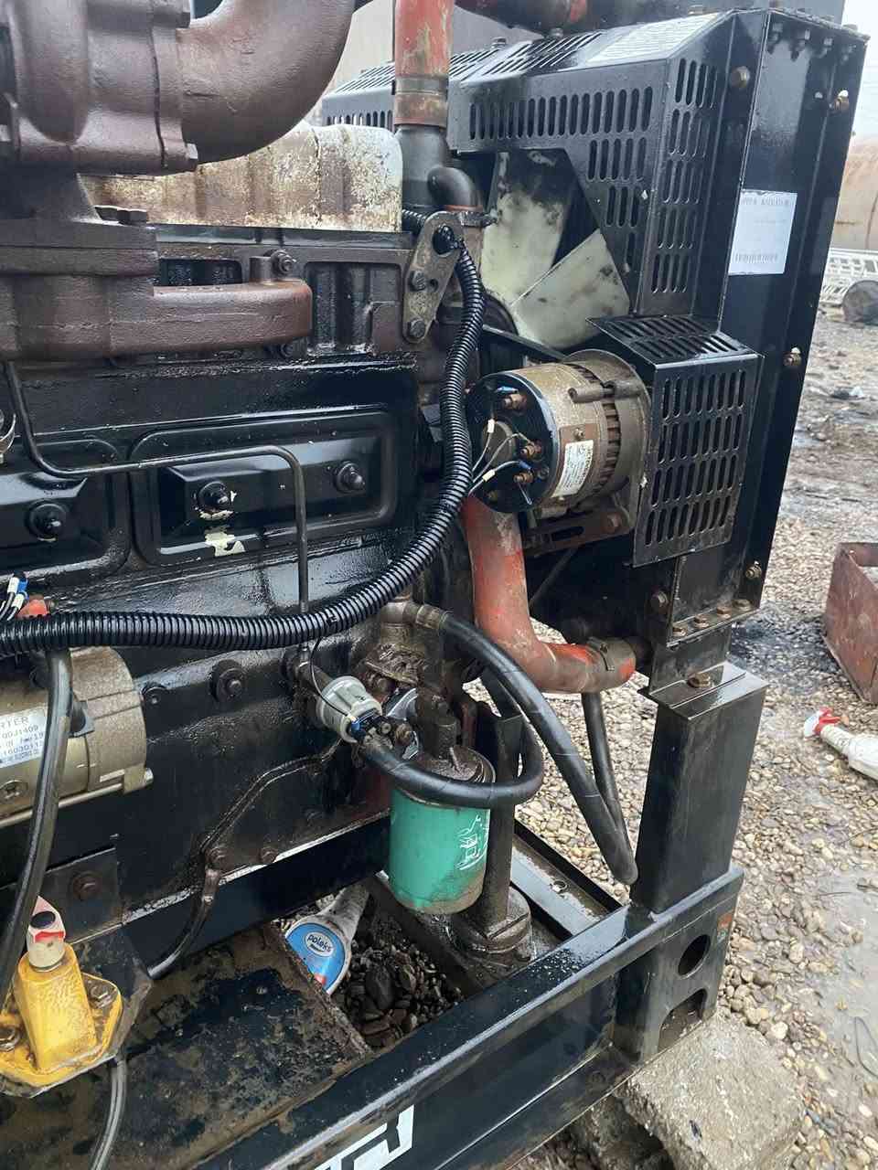 اسلام عليكم بيركنز صيني ٤ بستم سوبر   مكفول ما مفتوح  مكان ديالى ٣٨ كيفي   ‭٠٧٨٢ ٤٩٢ ٧٠٣٦‬
