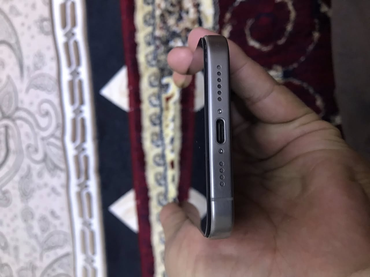 15 برو ماكس 
ذاكرة 256 
 تيتانيوم 
بطارية 88 
دبل شريحة 
نموذج M
مبدل فقط شاشة رايدة ب ٧٢٥ بي مجال حگ الجية مكاني بغداد


**إذا كنت صاحب هذا الإعلان وتريد حذفه لأي سبب، رجاءا أرسل رسالة إلى الدعم الفني**