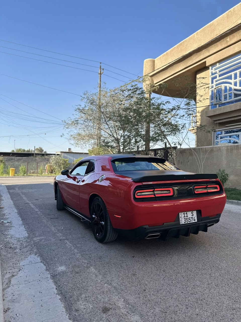 سلام عليكم بيع مستعجل  جالنجر موديل ٢٠٢١ فور ويل حادثه جاملغ وبنيد
رقم بغداد بسمي تحويل ثاني يوم مكينه ٣٦٠٠ تخم تاير باتري 
منضومه لايت زنون سياره جديده ترايك وين ميعجبك 

السعر ١٥٧ وبيه مجال الاستفسار الاتصال عله الرقم ***********
 صور حادثه كما موضح في الصور
