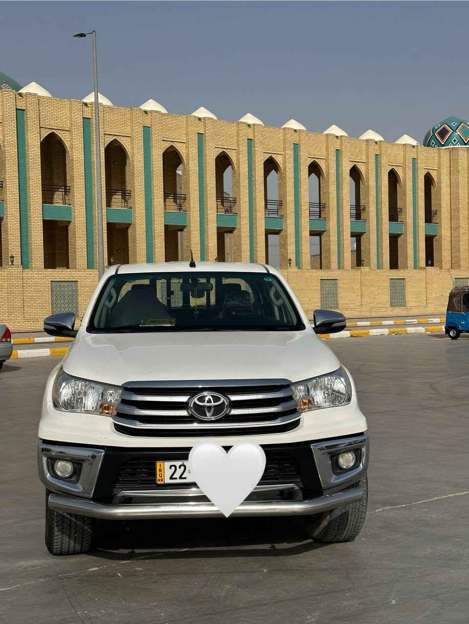 السلام عليكم ورحمة الله وبركاته ... للبيع تويوتا هايلوكس فورويل 4*4 موديل 2017 كويتي كير عادي السيارة مكفولة كفالة عامة من الصبغ والرش والبارد والتكحيل والضربة مواصفات السيارة : (شاشة ، كامرة خلفية ، تحكم استيرن ) سيارة جديدة ونظيفة كلش وبالواقع احلى من الصور ماشية 120 الف رقم اربيل الجديد (انكليزي) مكان السيارة واسط الكوت السعر 258 ورقة وبيها مجال للأستفسار اكثر (‭0774 719 5171‬) واعتذر على الاطالة🌹
