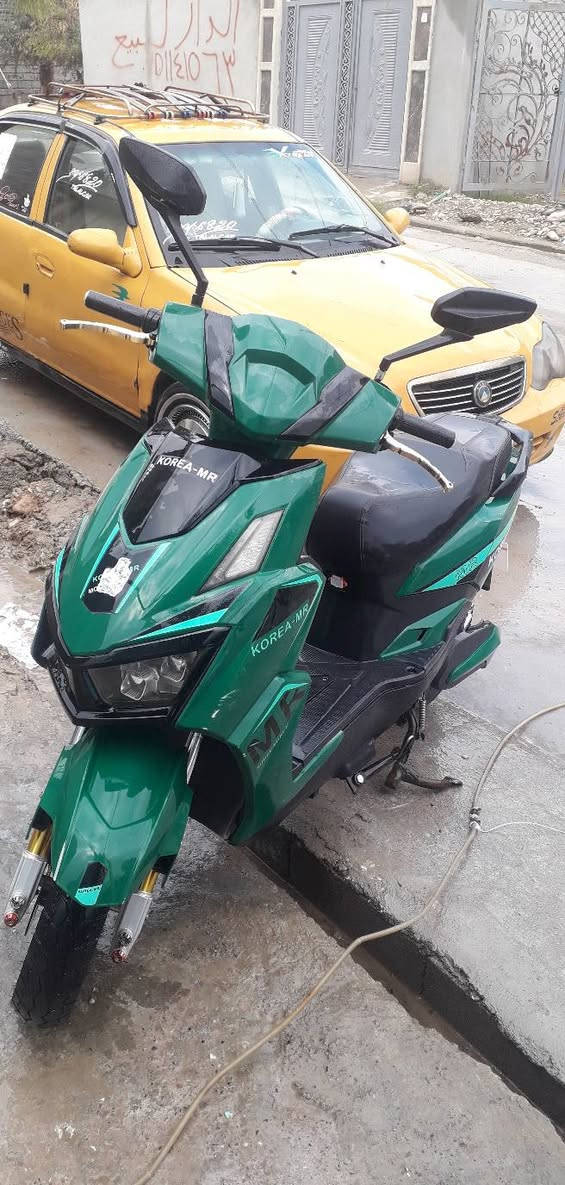 السلام عليكم للبيع دراجه سكنس ماطور نضيف مابي أي عطل شرط الفحص بطاريات🔋 مال الشركة اصليه الملف والعقل شرط استعمال شهرين فقط لايت عالي ناصي اشاير بكلايت حساسات بريك كلو شغال دبلات أمامي وخلفي شغال شرط+ نضام البارك (P) ونظام(R) شاحنه شرط اصليه +مدخل UPS شحن 🔋⚡+كرت تشغيل2 ،سرعه99 الحقيقي 95 أربعة نمرات نمره طويله هورن شغال السعر 675وبي مجال ( موصل قوسيات مفرق تلكيف ) شراي اتصل على الرقم (***********) +(***********)
