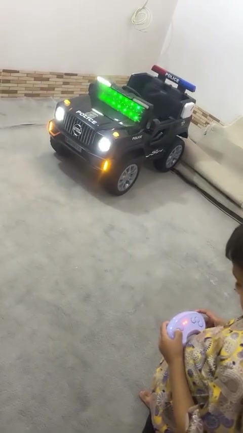 سڵاو 
ئەم سەیارەی شەحنە بۆ فرۆشتن
تا تەمەنی شەش ساڵ بۆی دەبێت
زۆۆرکەم بەکارهاتوە
120هەزارومعامەلە
شوێن//حاجیاوا


**إذا كنت صاحب هذا الإعلان وتريد حذفه لأي سبب، رجاءا أرسل رسالة إلى الدعم الفني**