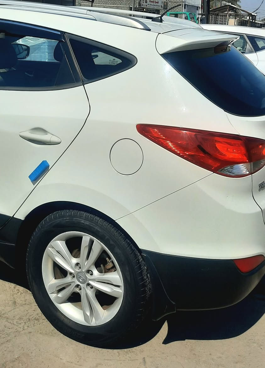 للبيع توسان ٢٠١١ رقم بغداد دولي بسمي خليجي محرك ٢٠٠٠ مكفوله من الصبغ سعر ١٣٦ للاستفسار ***********
