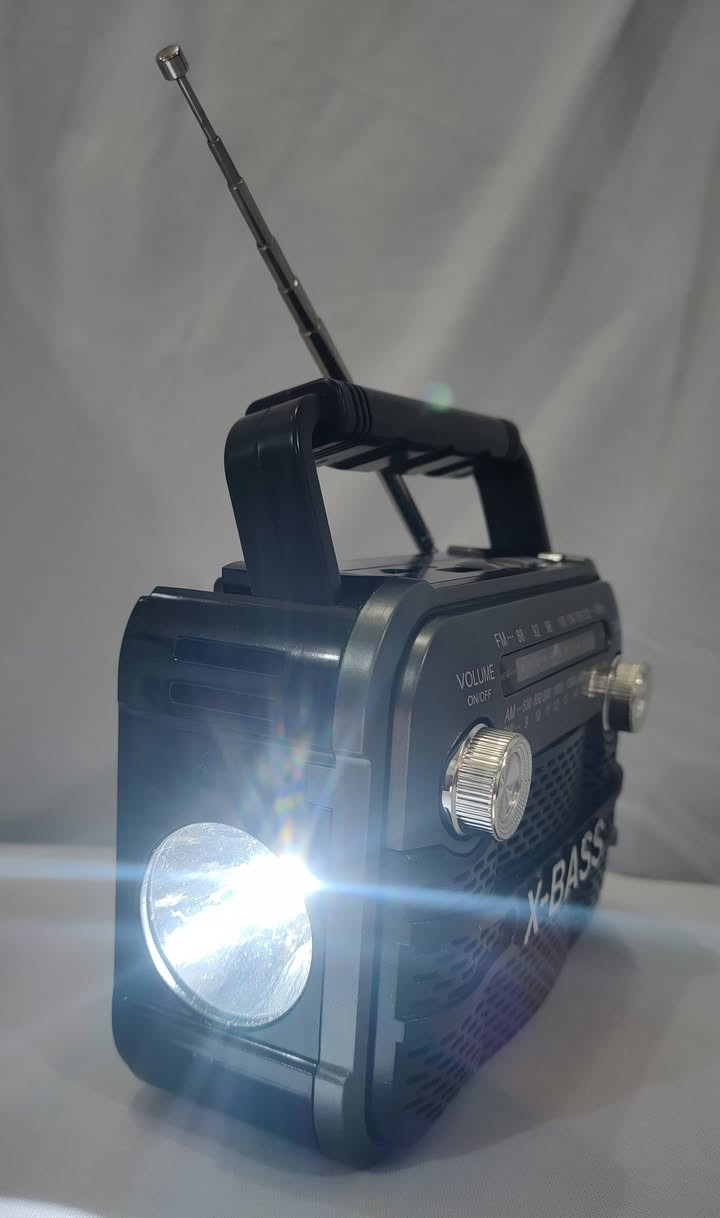 راديو ثلاثي الموجات AM/FM/SW مع بلوتوث 5.0 ، مشغل USB / TF ، تقنية X-Bass ، بطارية ليثيوم مدمجة قابلة للشحن، منفذ شحن ، مصباح يدوي للطوارئ ، مناسب للاستخدام المنزلي/الخارجي/ السفر


**إذا كنت صاحب هذا الإعلان وتريد حذفه لأي سبب، رجاءا أرسل رسالة إلى الدعم الفني**