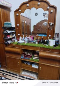 غرفة نوم • قابل تفاوض