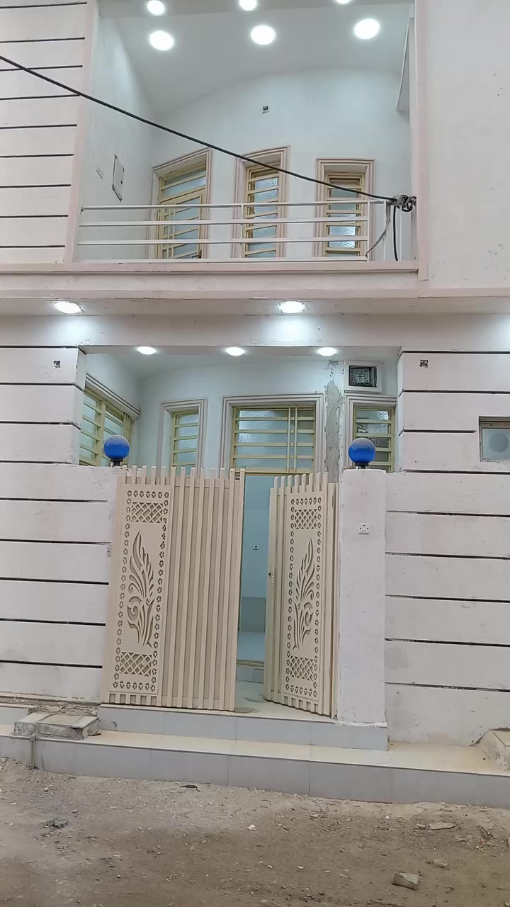 اللهم صل على محمدوال محمد
دار، عدد 2 للبيع منطقة حجي عبد الثاني مساحة 
الواحد 75متر طاقين مسلح البيوت جدديسلم فارغ
الارضي غرفه صاله ديوانيه مطبخ منور مع صحياة
داخليه وخارجيه الطابق الثاني 2غرف، مع صحياة
للبيع فقط اذى تريدهم استثمال وتاجرهم يكون
ايجار الواحد 400 الف دينار اخوان اتصل فقط ما
ارد لا فيس ولا وات ساب رقم الهاتف اسيا 
*********** ربي يحفظ الجميع
