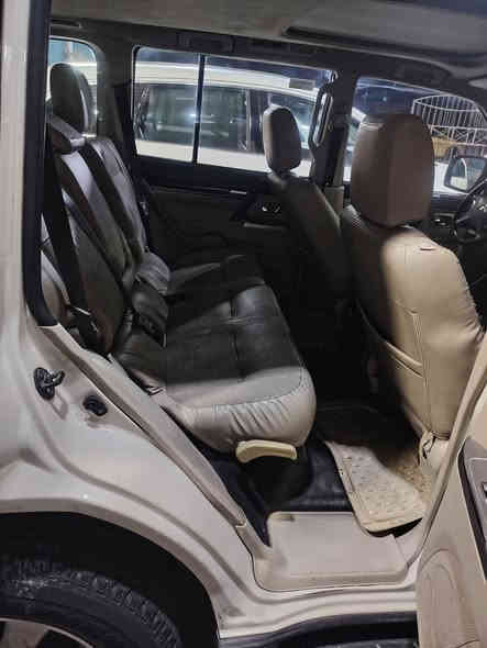 البيع و مروس باجيرو المديل 2015 خليجي العنوان بغداد الشعب الرقم السياره بغداد فول الموبايل *********** العنوان الشعب
