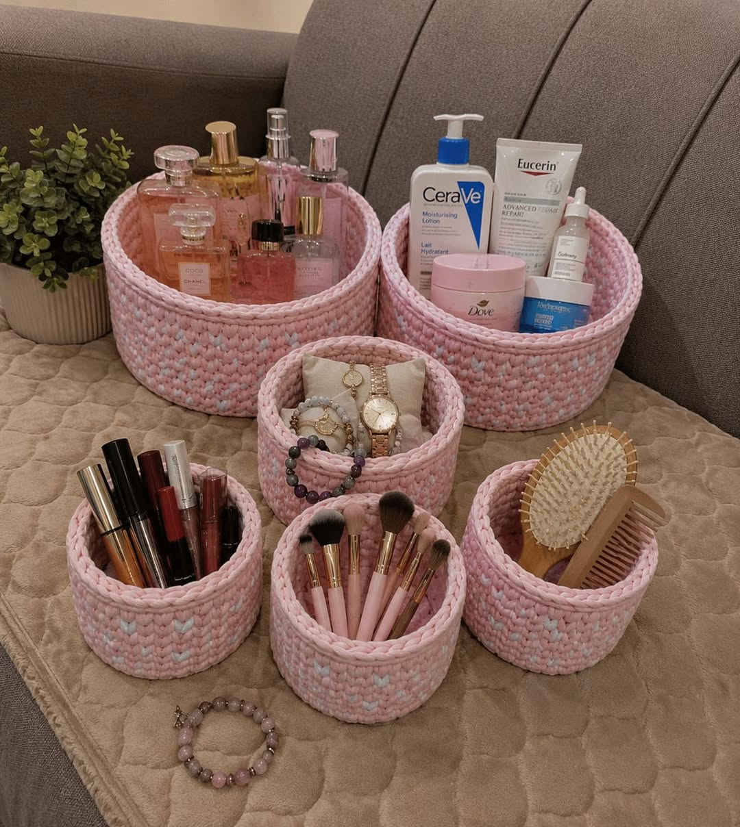 نمسي عليكم بهذا الاوردر الجميل🧿
شغلي حسب الطلب الزبونه❤️
للحجز والاستفسار مراسله الصفحه 😍


**إذا كنت صاحب هذا الإعلان وتريد حذفه لأي سبب، رجاءا أرسل رسالة إلى الدعم الفني**